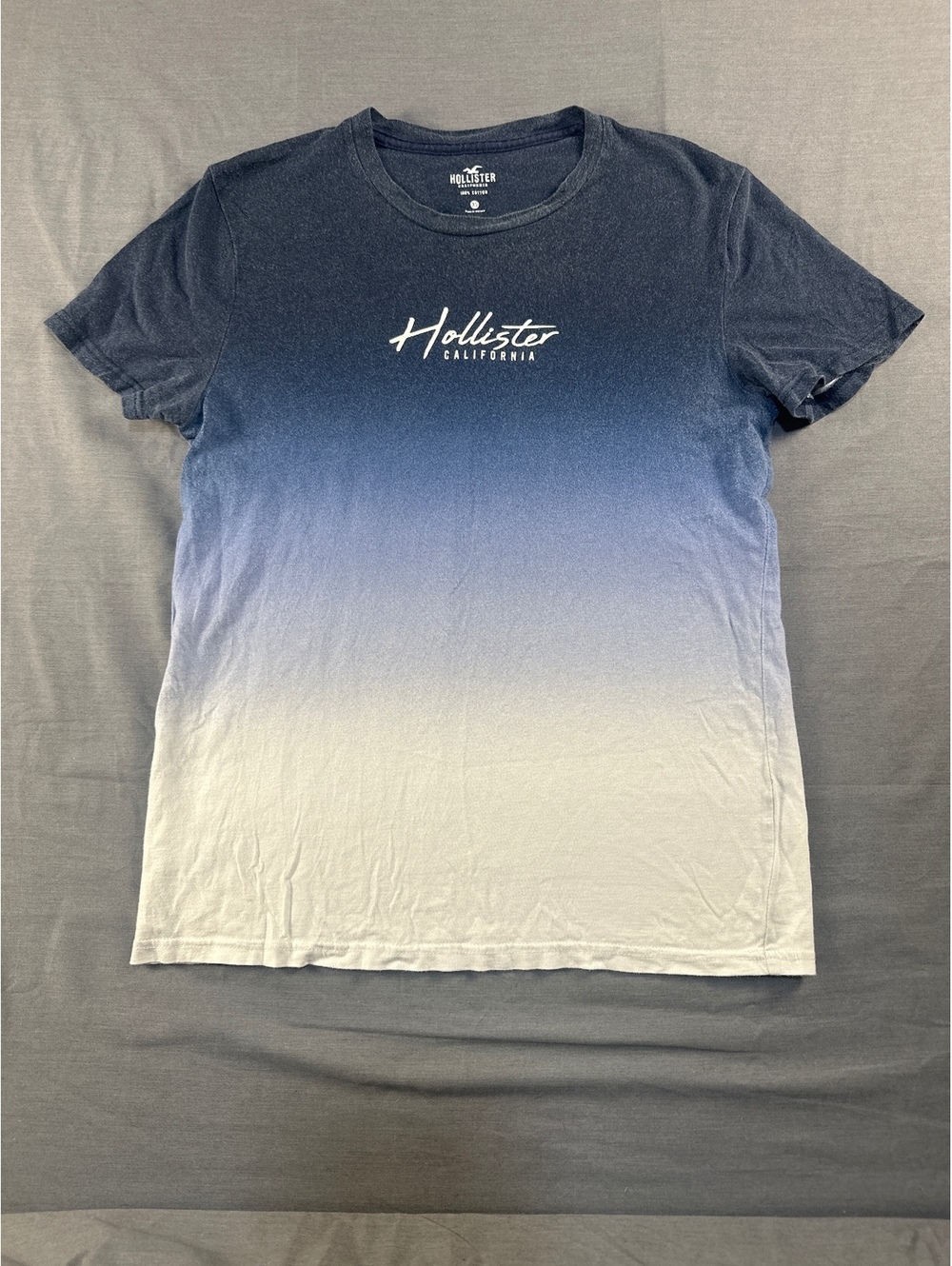 Hollister Co. Men's Multi-Color Ombre Short Sleeve T-Shirt, Size XS, Good Cond.